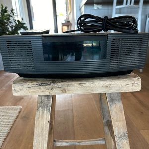 Bose wave radio with CD player and remote control